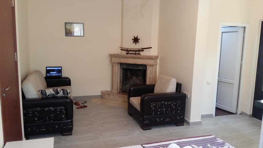 Guest House Kldiashvili Μπατούμι Εξωτερικό φωτογραφία