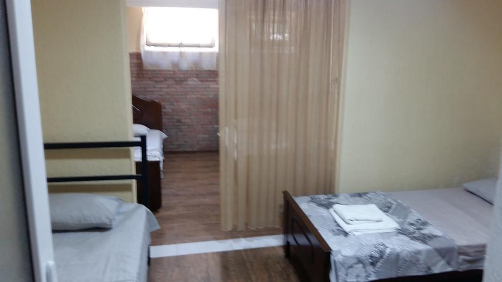 Guest House Kldiashvili Μπατούμι Εξωτερικό φωτογραφία